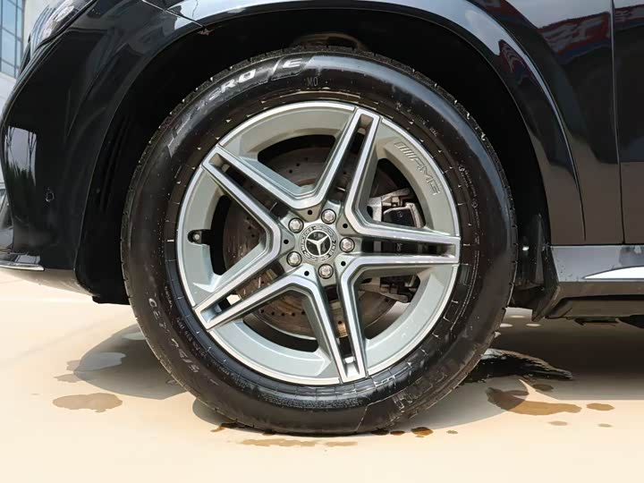 Фото 4 - Mercedes-Benz GLE-Class