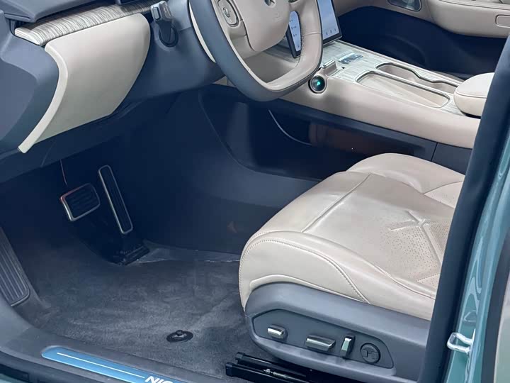 Фото 11 - Nio ET7