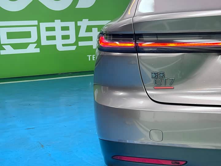 Фото 24 - Nio ET7