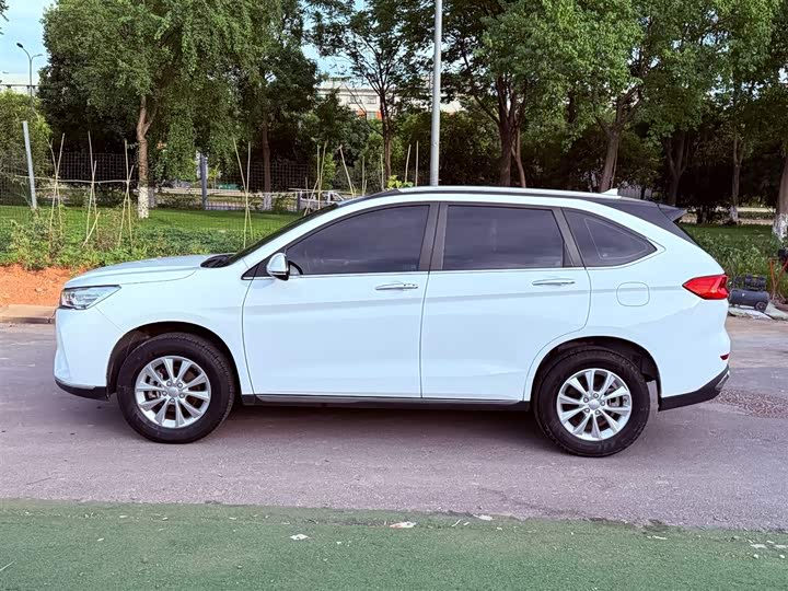 Фото 7 - Haval M6