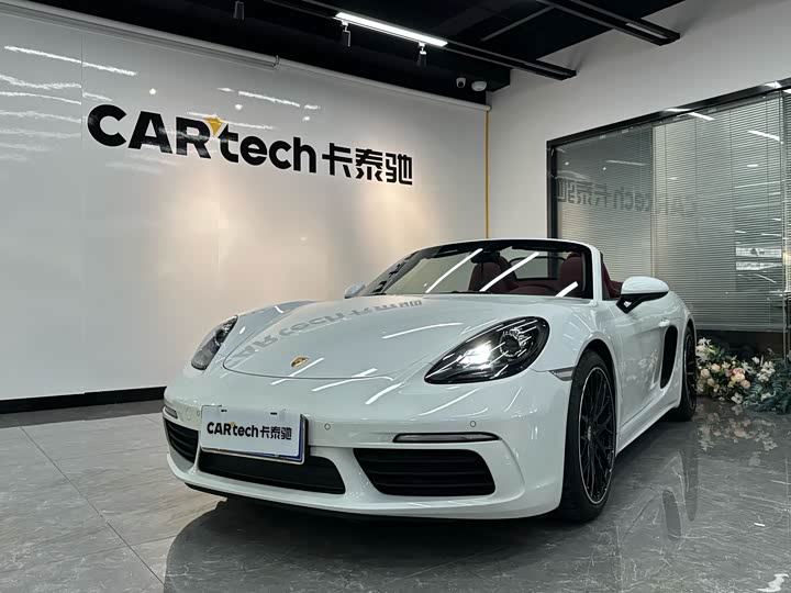 Фото 1 - Porsche 718