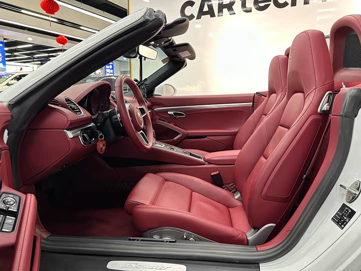 Фото 8 - Porsche 718