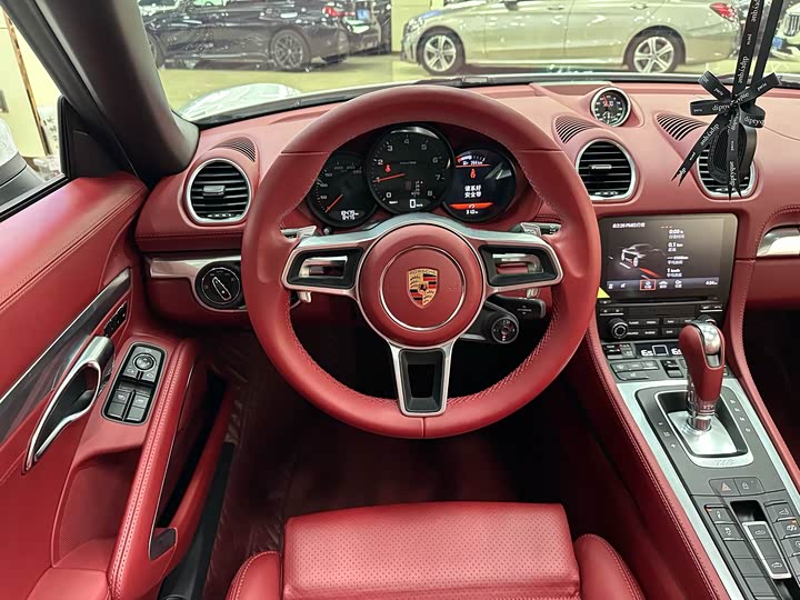 Фото 9 - Porsche 718