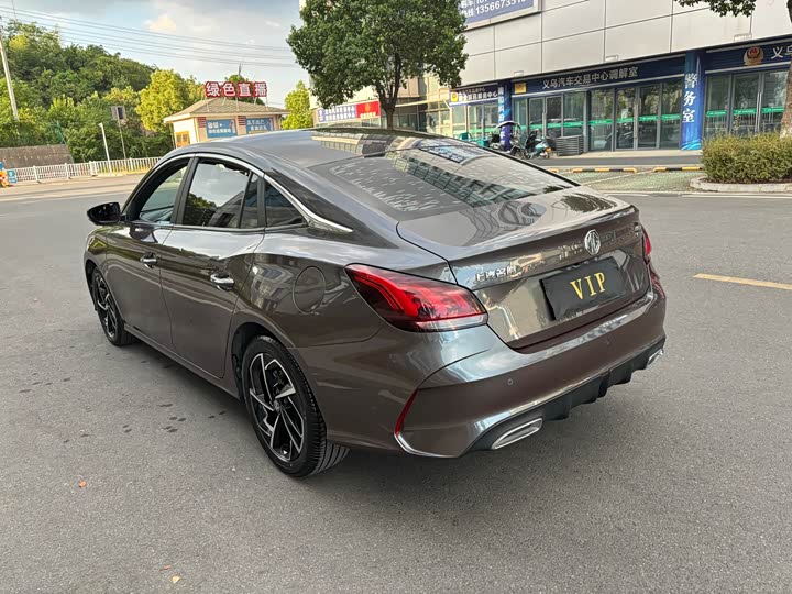 Фото 14 - MG Motor 5