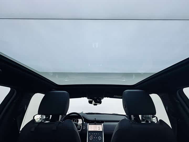 Фото 11 - Land Rover Discovery Sport Hybrid