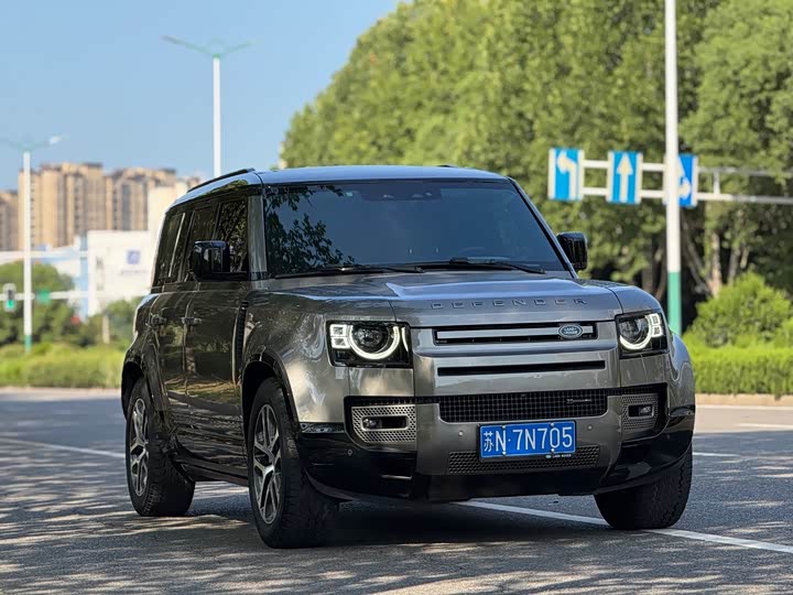 Фото 1 - Land Rover Defender