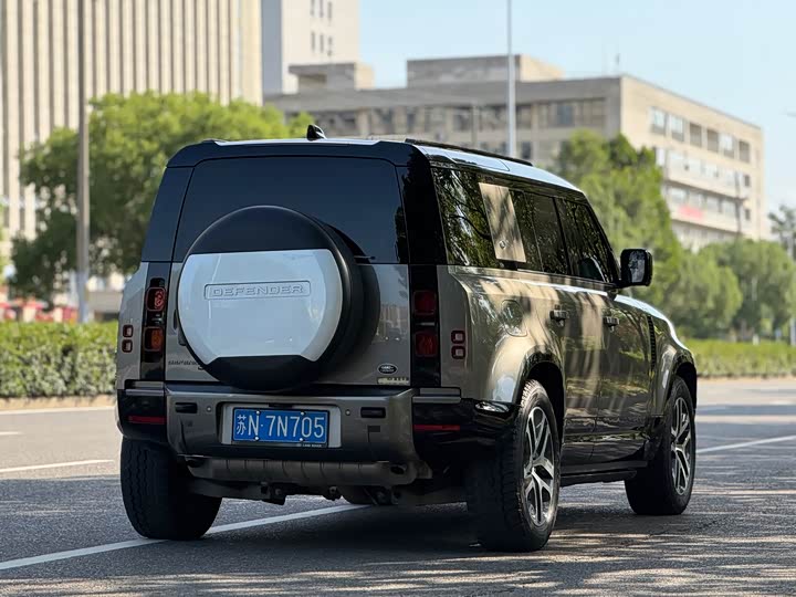 Фото 5 - Land Rover Defender