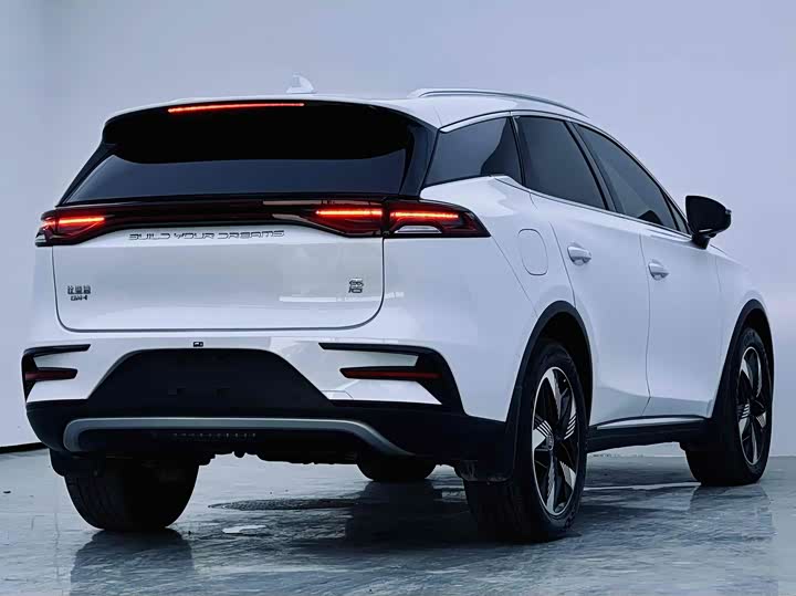 Фото 5 - BYD Tang Hybrid/EV