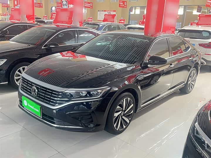 Фото 7 - Volkswagen Passat