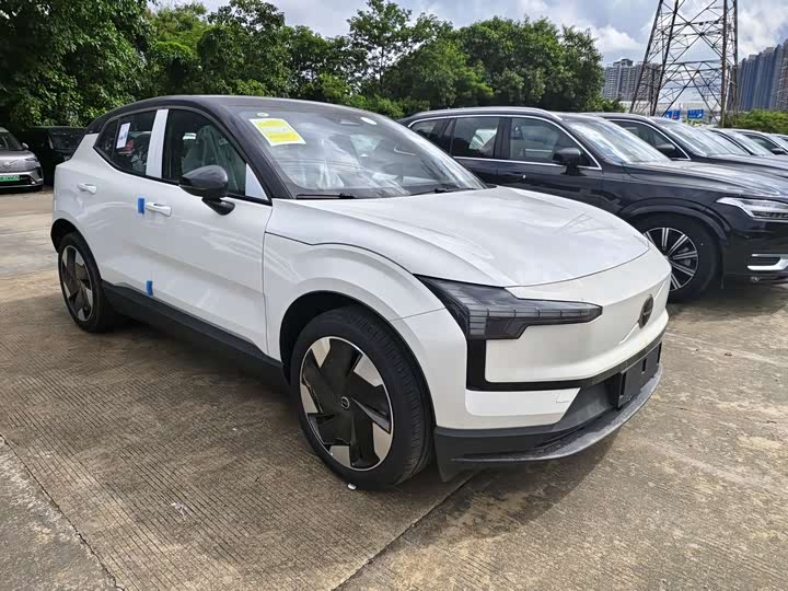 Фото 3 - Volvo EX30