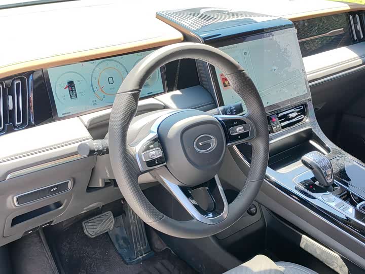 Фото 9 - GAC Trumpchi M8