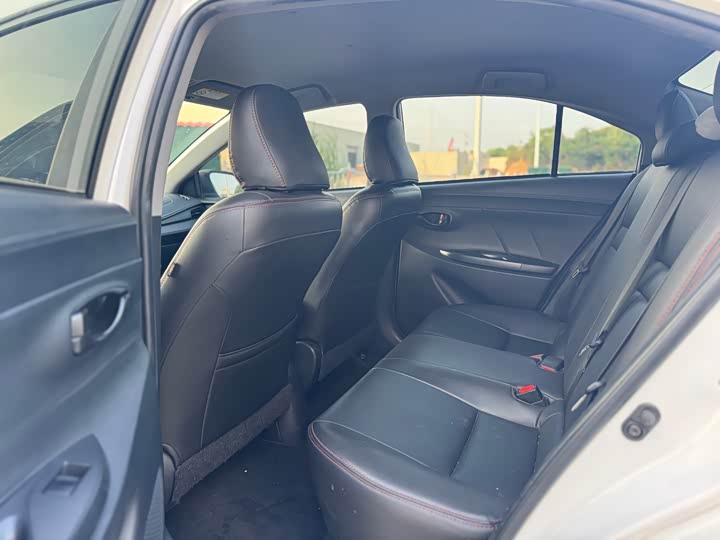 Фото 6 - Toyota Vios