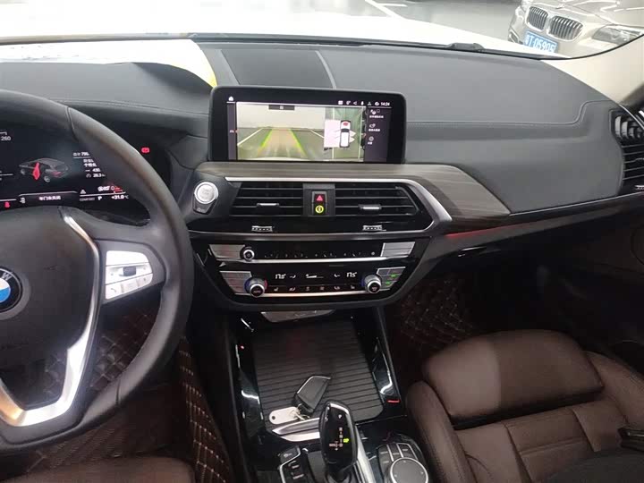 Фото 13 - BMW X3