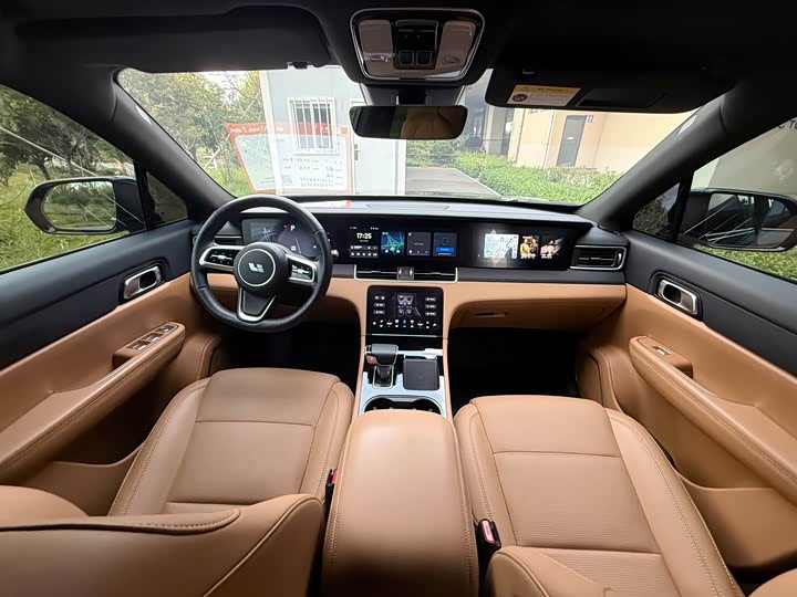 Фото 13 - LiXiang One