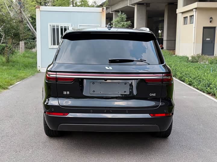 Фото 5 - LiXiang One