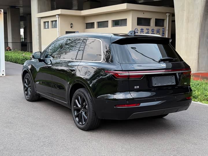 Фото 6 - LiXiang One