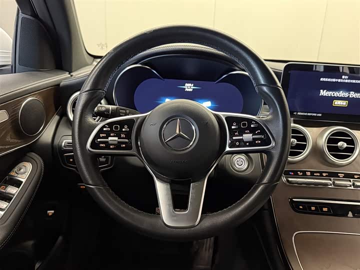 Фото 13 - Mercedes-Benz GLC-Class