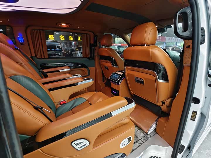 Фото 4 - Mercedes-Benz Vito