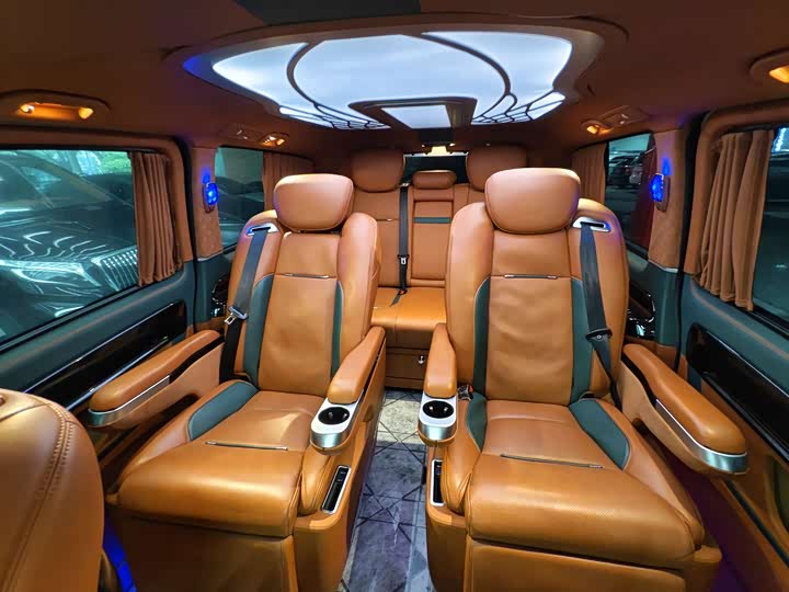 Фото 6 - Mercedes-Benz Vito