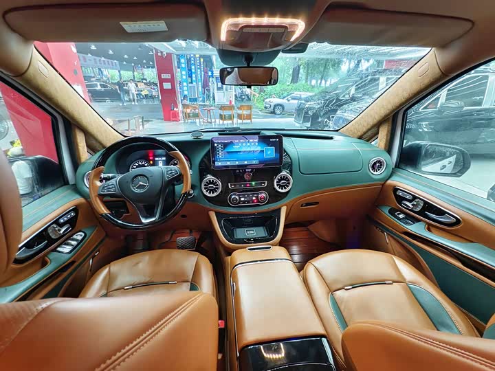 Фото 7 - Mercedes-Benz Vito