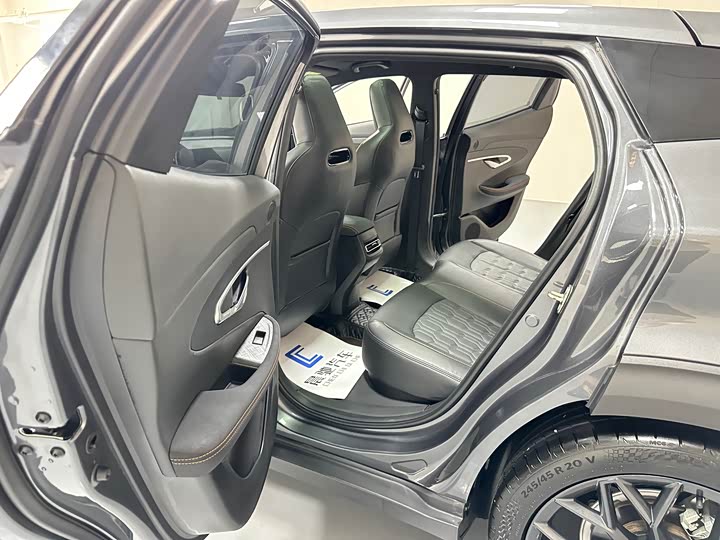 Фото 12 - Changan UNI-T