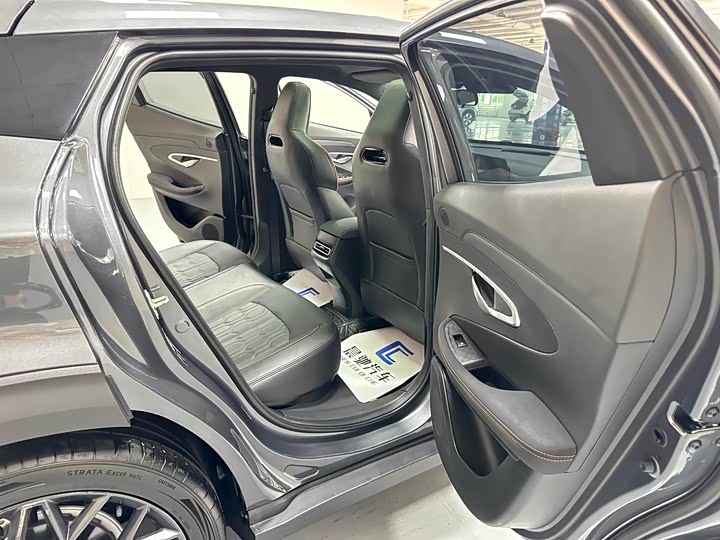 Фото 13 - Changan UNI-T