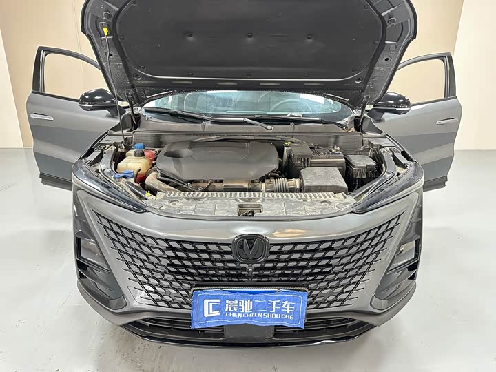 Фото 15 - Changan UNI-T