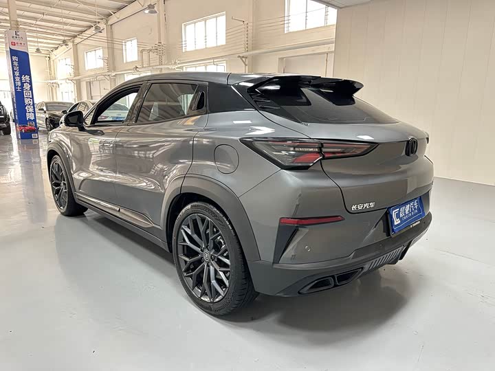 Фото 6 - Changan UNI-T