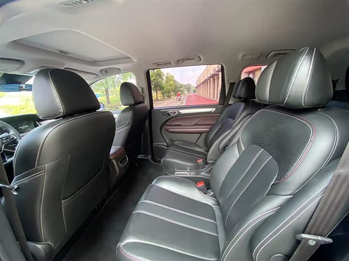 Фото 9 - GAC Trumpchi M6