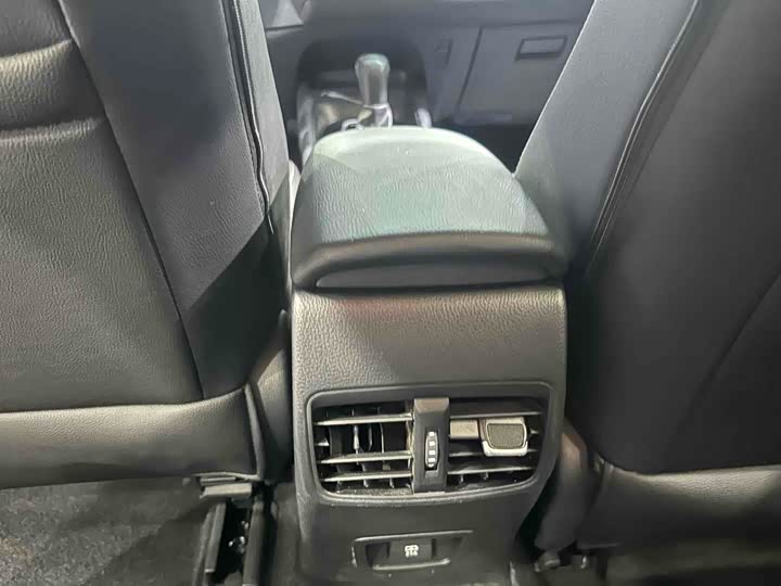 Фото 11 - Toyota Levin