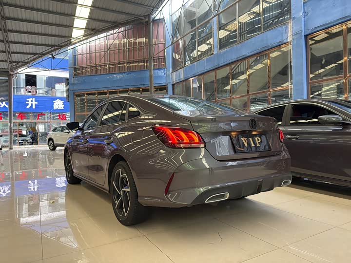 Фото 6 - MG Motor 5