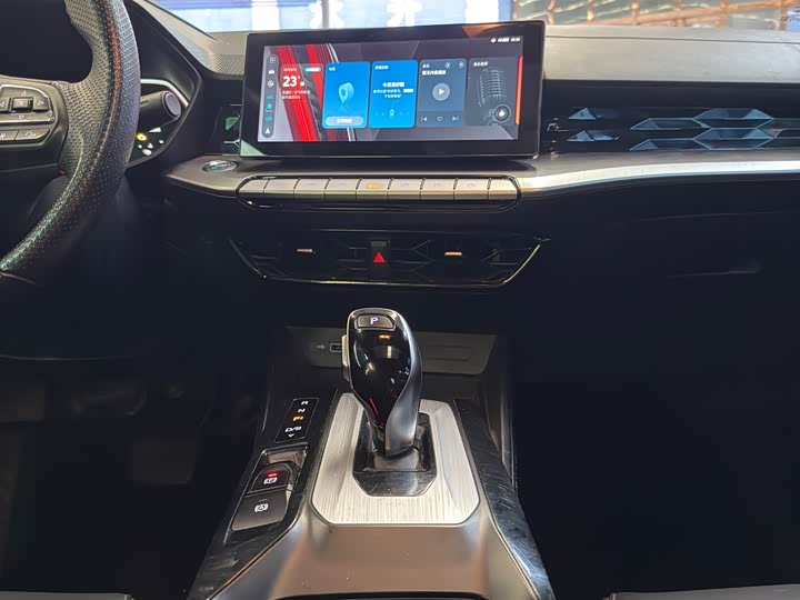 Фото 9 - MG Motor 5