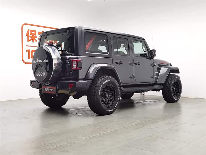 Фото 2 - Jeep Wrangler Hybrid