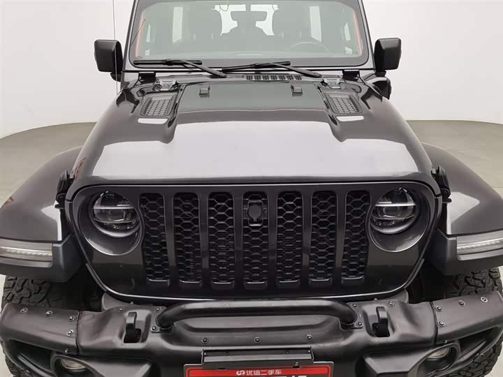 Фото 6 - Jeep Wrangler Hybrid