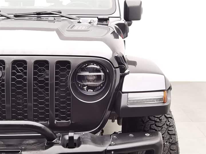Фото 7 - Jeep Wrangler Hybrid
