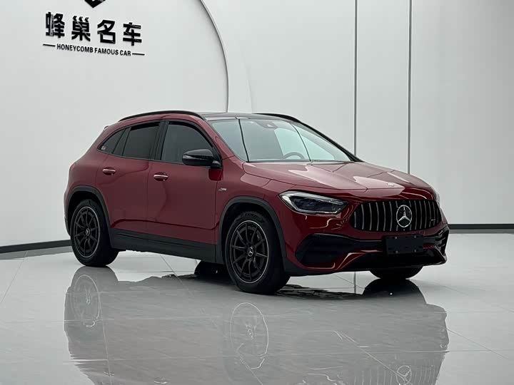 Фото 3 - Mercedes-Benz GLA-Class AMG
