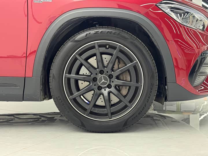 Фото 5 - Mercedes-Benz GLA-Class AMG