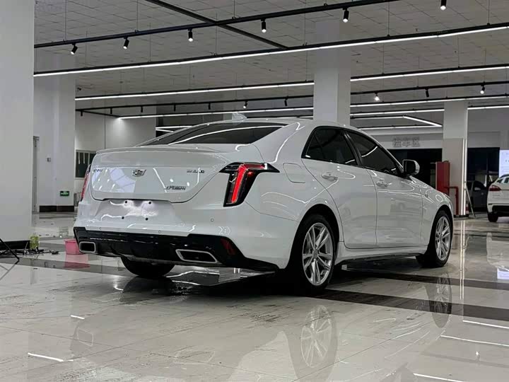 Фото 6 - Cadillac CT4