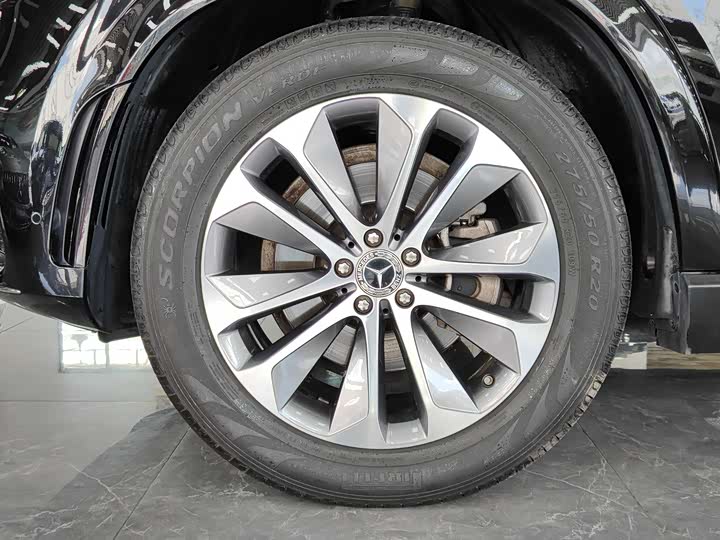 Фото 14 - Mercedes-Benz GLE-Class