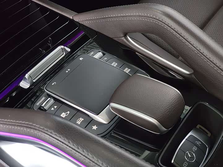 Фото 9 - Mercedes-Benz GLE-Class