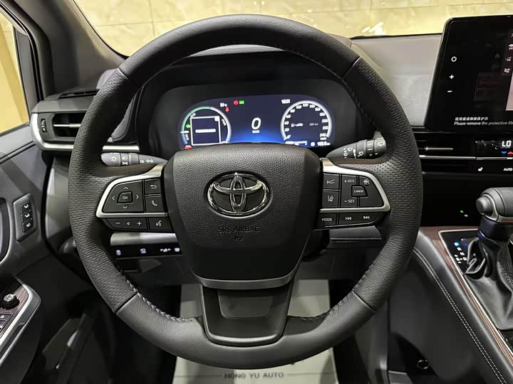 Фото 7 - Toyota Granvia