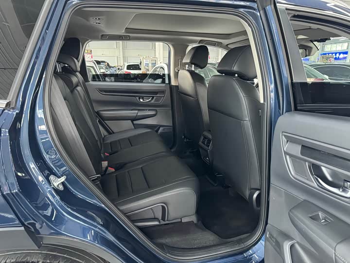 Фото 17 - Honda CR-V