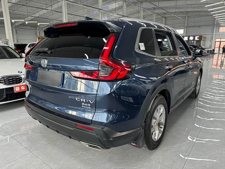 Фото 4 - Honda CR-V