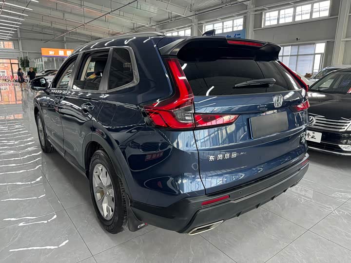 Фото 6 - Honda CR-V