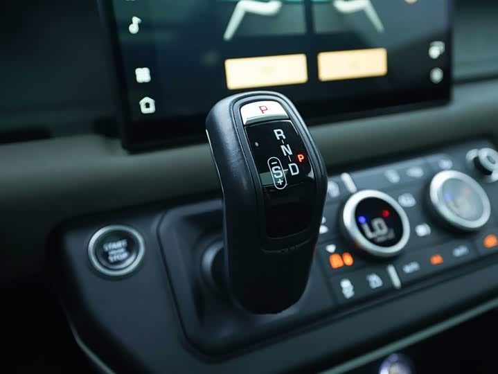 Фото 7 - Land Rover Defender