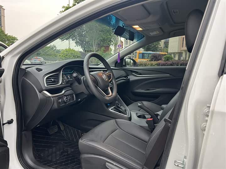 Фото 10 - Buick Excelle GT