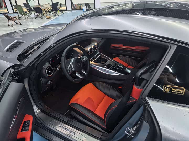 Фото 7 - Mercedes-Benz AMG GT