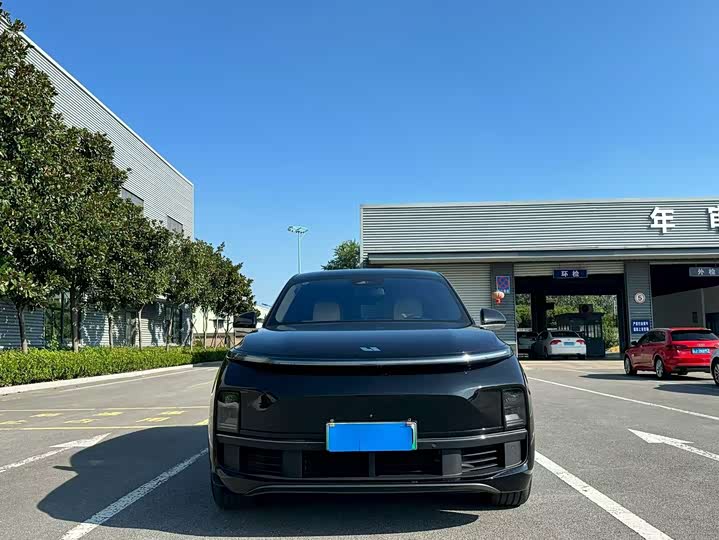 Фото 2 - LiXiang L8