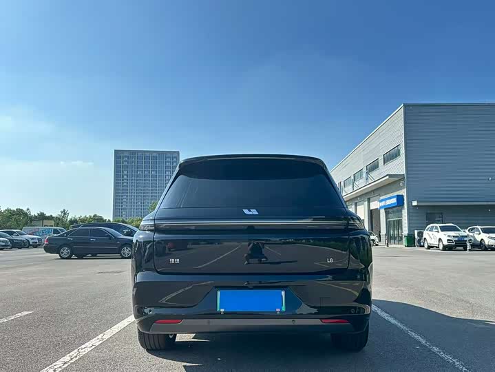 Фото 9 - LiXiang L8