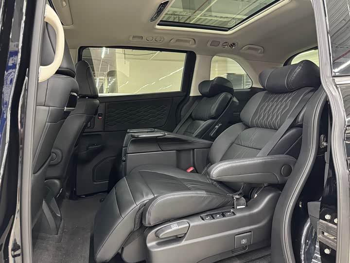 Фото 7 - Honda Elysion